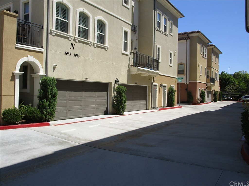 Kearny Mesa (San Diego, CA 92123) condo sold - representing buyer