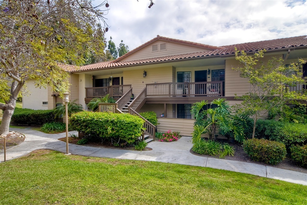 Carmel Valley (San Diego, CA 92130) condo sold - representing buyer